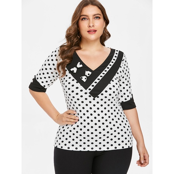 Plus Size Retro Polka Dot V Neck T-shirt - White - Picture 2 of 8